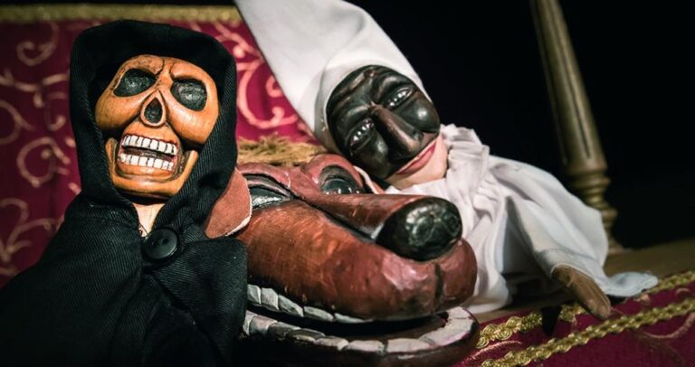 Pulcinella e Cappuccetto rosso