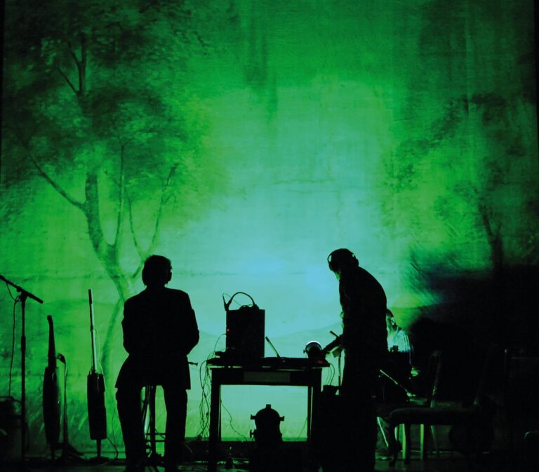 Volkwerk Folletto feat. SUZ (Bologna / Live) + Marius Houschyar & Schaumstoff dj set