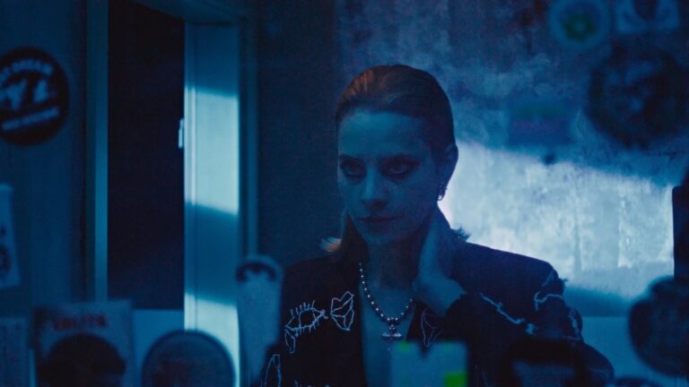 ANIKA (Sacred Bones) + opening Lawrence Goodwin (psych noise) + djset Heartdeath